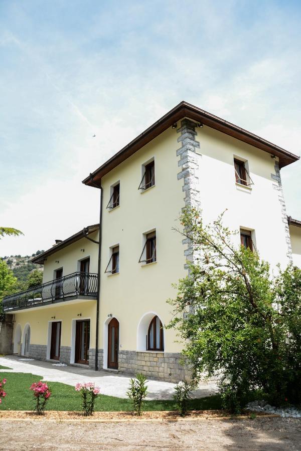 Villa Torbole Torbole Sul Garda Exterior foto