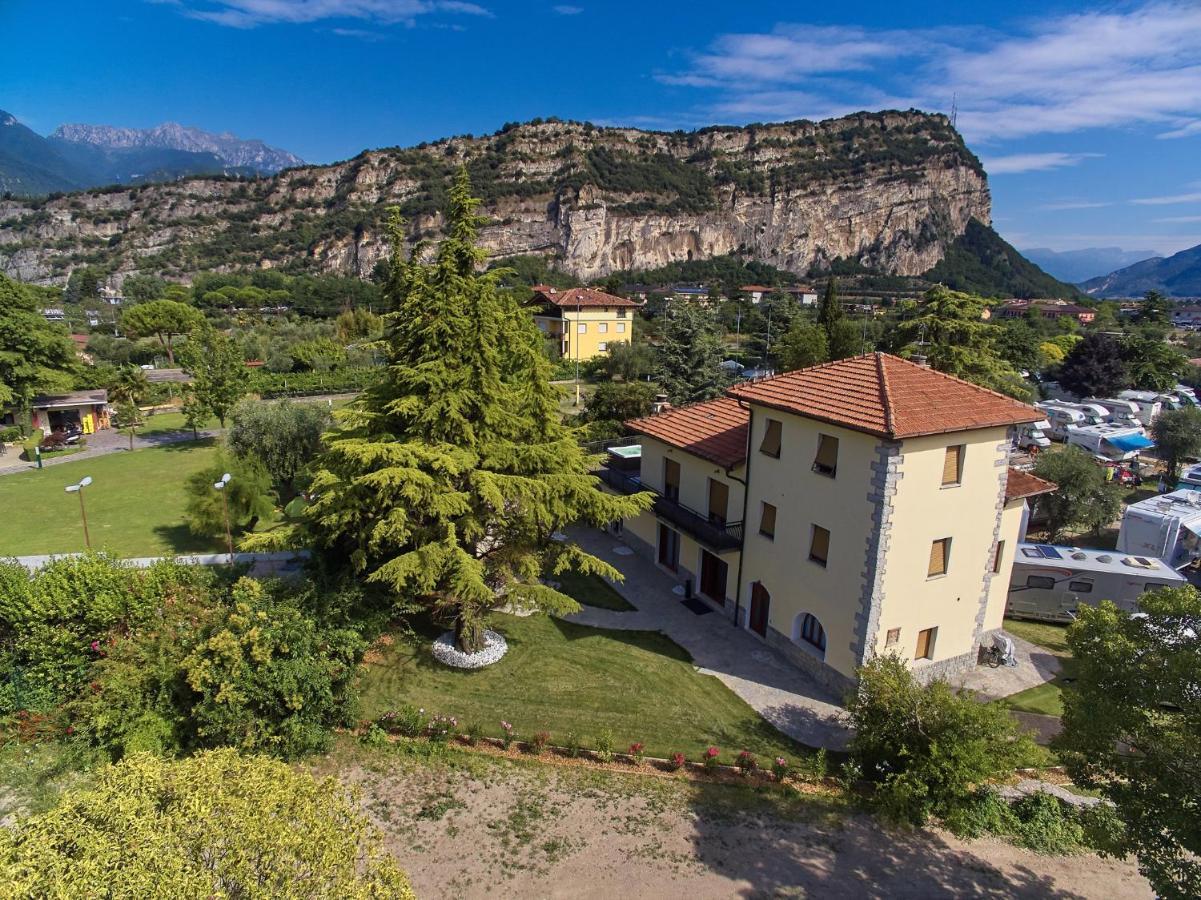Villa Torbole Torbole Sul Garda Exterior foto